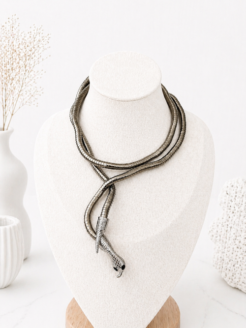 Collier Vintage Modulable – Édition Serpent Argenté